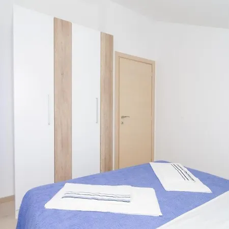 Apartmán Marmo Mlini